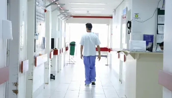 UEL seleciona profissionais da saúde para supervisão acadêmica do Mais Médicos 