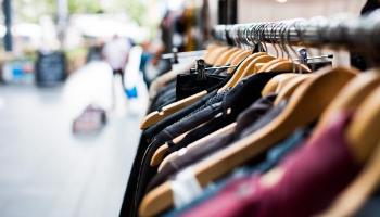 Impactos da pandemia fecham as portas de 716 mil empresas, diz IBGE Impactos da pandemia fecham as portas de 716 mil empresas, diz IBGE