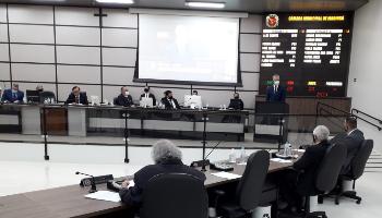 Primeira sessão de 2021 dá início ao ano legislativo de Maringá Primeira sessão de 2021 dá início ao ano legislativo de Maringá