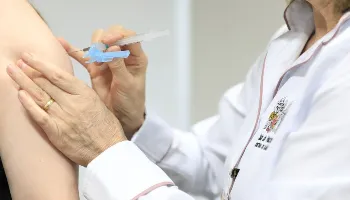 Confira o cronograma de vacinação contra Covid-19 desta sexta-feira (3) em Maringá 