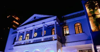 ‘Blurei - Uma Família Nada Real’: espetáculo infantil acontece na Fundação Luzamor em setembro