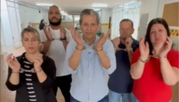 Silvio Barros aparece algemado em vídeo filmado em escola vandalizada do Conjunto Requião Silvio Barros aparece algemado em vídeo filmado em escola vandalizada do Conjunto Requião