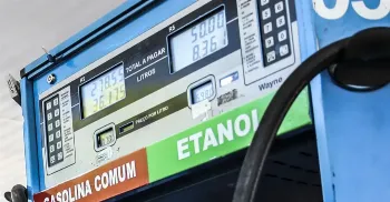 Governo federal sanciona lei que permite reduzir tributos sobre combustíveis 