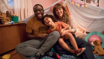 ‘Papai é Pop’, nova comédia nacional, estreia nesta semana; confira horários de sessões ‘Papai é Pop’, nova comédia nacional, estreia nesta semana; confira horários de sessões