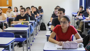 Paraná é o 2º estado com maior proporção de jovens matriculados no ensino superior 