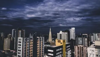 Previsão do tempo aponta Carnaval chuvoso em Maringá 
