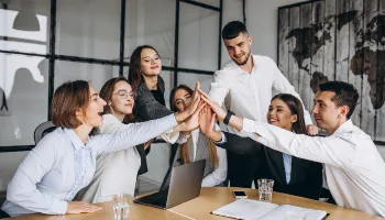 Valorização dos profissionais é fundamental em um mercado de trabalho cada vez mais competitivo Valorização dos profissionais é fundamental em um mercado de trabalho cada vez mais competitivo