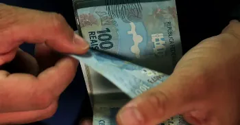 Confira o calendário de pagamentos do 13º antecipado para aposentados e pensionistas do INSS 