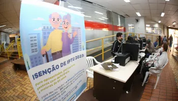 Idosos, aposentados, pensionistas e PcD devem se cadastrar no SEI para isenção do IPTU 2023 