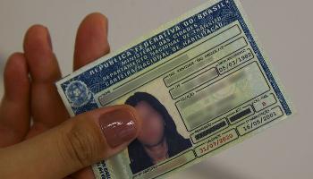 Habilitações vencidas em 2020 terão um ano a mais de validade 
