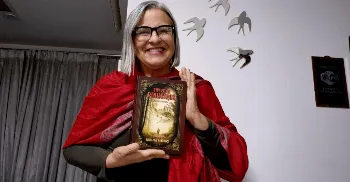 Romance de estreia de Sibelita Pinheiro será lançado em Maringá com distribuição gratuita 