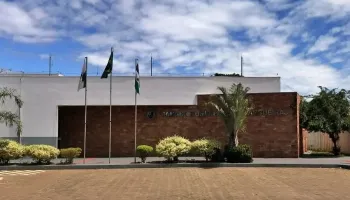 Cidade na região de Londrina abre concurso com salários de até R$ 7,2 mil 