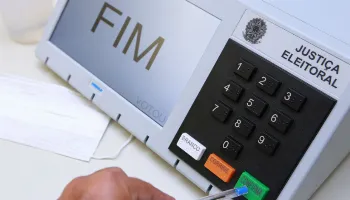 Justiça Eleitoral de Maringá registra aumento de 125% no número de inscrições eleitorais 