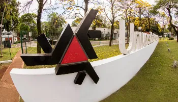 Inscrições para teste seletivo da UEM terminam nesta quinta (23); salários chegam a R$ 10,6 mil Inscrições para teste seletivo da UEM terminam nesta quinta (23); salários chegam a R$ 10,6 mil