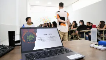 Cursinho pré-vestibular gratuito abre inscrições na segunda (20) 