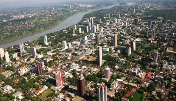 Prefeitura de Foz do Iguaçu abre concurso com vagas para merendeiros e motoristas; saiba mais