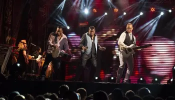Raça Negra fará show gratuito na Praça da Catedral de Maringá no dia 31 de dezembro Raça Negra fará show gratuito na Praça da Catedral de Maringá no dia 31 de dezembro