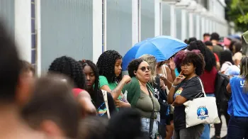 Mulheres representam mais de 63% de inscritos do Enem; confira os dados divulgados pelo MEC 