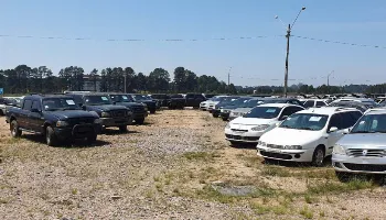 Paraná realiza leilão de veículos e sucatas com lance mínimo de R$ 1 mil 
