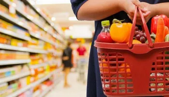 Intenção de Consumo das Famílias do Paraná volta a subir após quatro meses de queda Intenção de Consumo das Famílias do Paraná volta a subir após quatro meses de queda