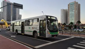 Com passagem mais barata, fluxo no transporte coletivo de Maringá aumenta em 25% 