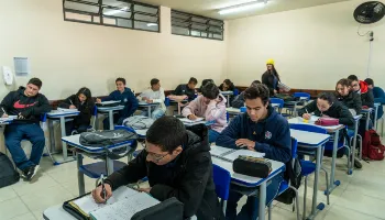 Prazo para matrículas na rede estadual do Paraná termina nesta sexta (16) 