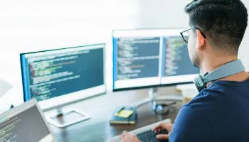 Em parceria com o Governo do Paraná, Google lança curso de computação para estudantes 