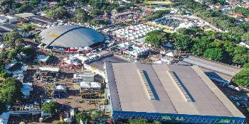 Prefeitura dispõe de estande para atender a população 