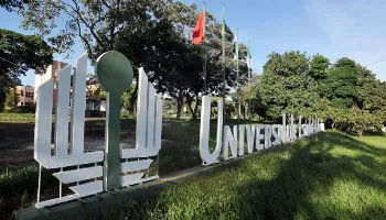 UEL abre PSS com vagas para agentes universitários e professor; salários chegam a R$ 10,6 mil 