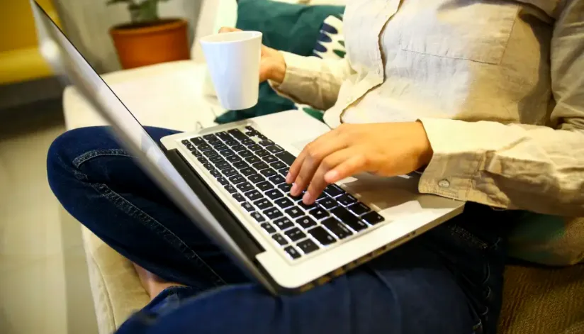 Veja como se proteger de golpes nas compras online para o Dia das Mães Veja como se proteger de golpes nas compras online para o Dia das Mães