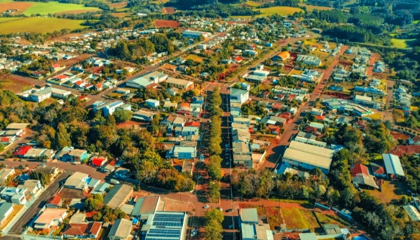 Prefeitura no interior do Paraná abre concurso com salários de até R$ 20,9 mil