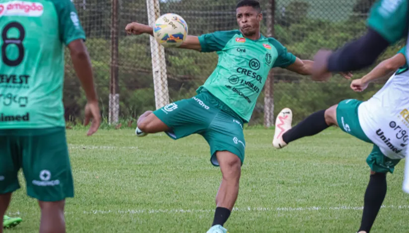 Maringá FC enfrenta o PSTC nesta quarta (10), na final do Torneio Paraná de Verão