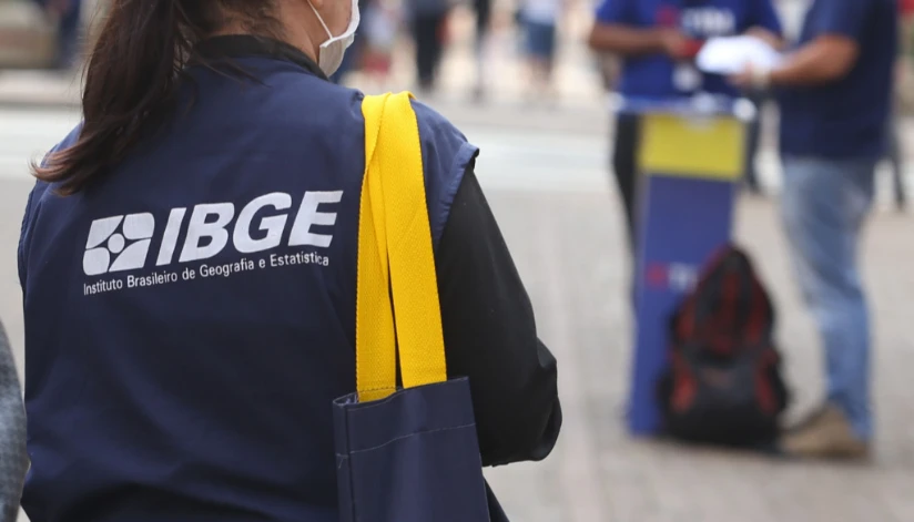 IBGE anuncia concurso com vagas em 500 cidades e salários de R$ 2,6 mil a R$ 4,3 mil