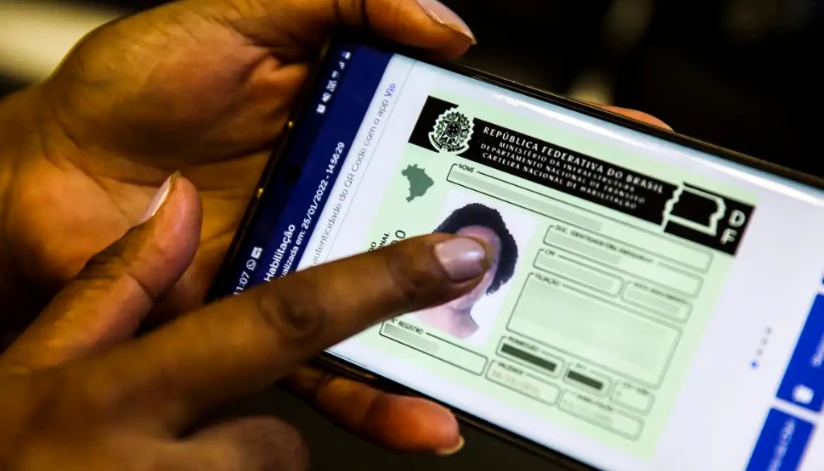 Governo federal estuda acabar com obrigatoriedade de autoescola para emissão da CNH Governo federal estuda acabar com obrigatoriedade da autoescola para emissão da CNH