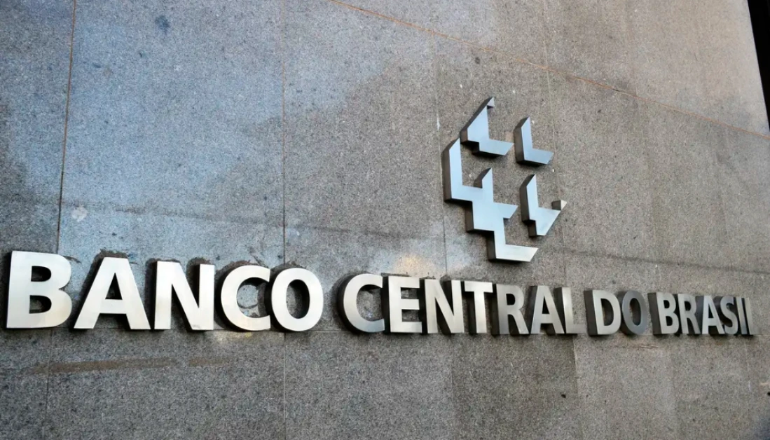 Após ataque cibernético, Banco Central suspende três instituições financeiras do Pix Após ataque cibernético, Banco Central suspende três instituições financeiras do Pix