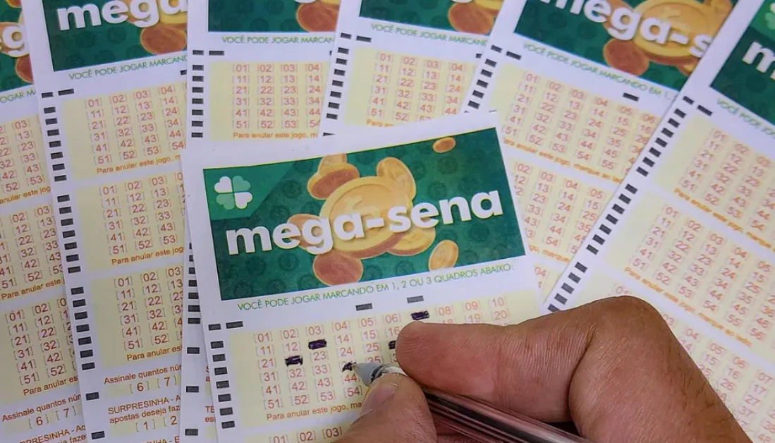 Aposta de Maringá acerta quina da Mega-Sena e ganha mais de R$ 34 mil Aposta de Maringá acerta quina da Mega-Sena e ganha mais de R$ 34 mil
