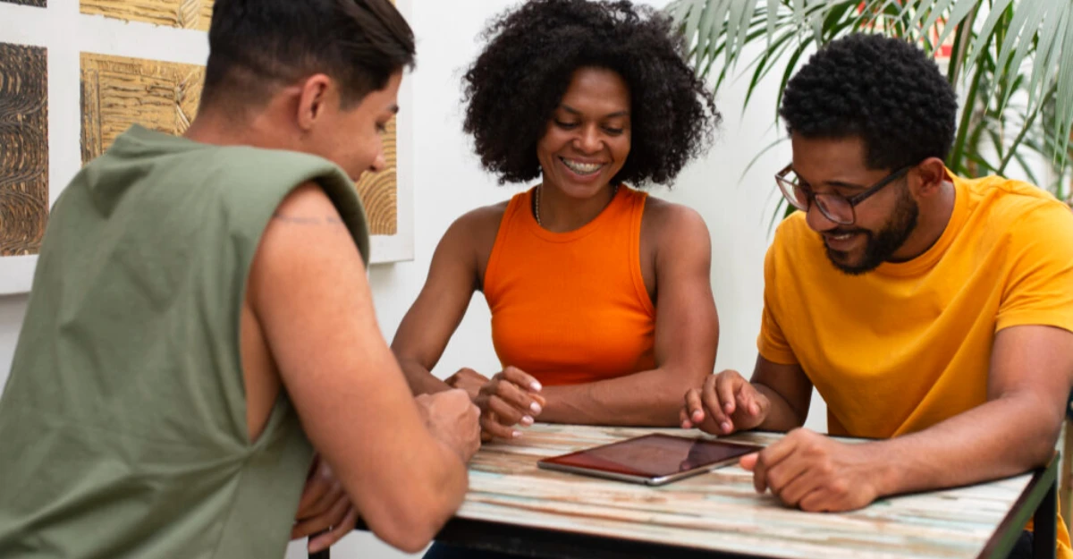 Plataforma Juventude Solidária conectará jovens voluntários a projetos sociais em todo o país