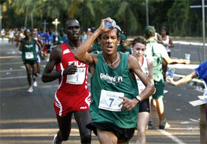 Atleta maringaense vence 36ª Prova Rústica Tiradentes