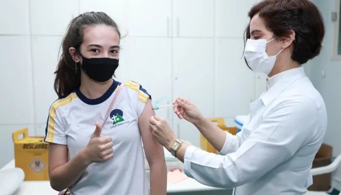 Veja cronograma de vacinação desta quarta-feira (27) em Maringá