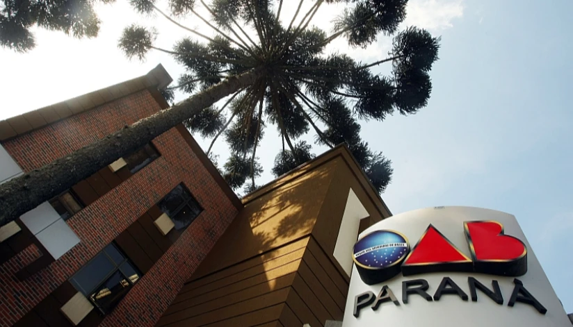 OAB pede fechamento de oito cursos de Direito no Paraná OAB pede fechamento de oito cursos de Direito no Paraná