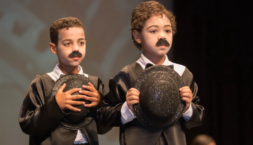 Inscrições para curso gratuito de teatro infantil terminam nesta quarta (27), em Maringá Inscrições para curso gratuito de teatro infantil terminam nesta quarta (27), em Maringá