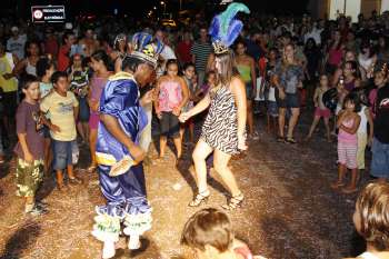 Concurso vai eleger rei e rainha do 'Carnaval Samba na Praça'