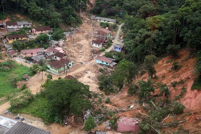 Mais de 16 mil pessoas já deixaram suas casas em decorrência das chuvas