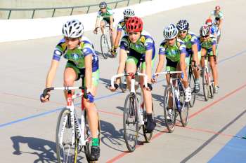 Ciclistas de todo o país disputam Campeonato Brasileiro Junior em Maringá