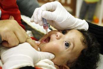 Sábado é dia de vacinação contra a paralisia infantil e o sarampo