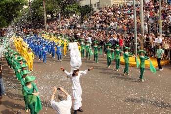 Desfile em coemoração ao Dia da Independência atraiu público de 15 mil pessoas