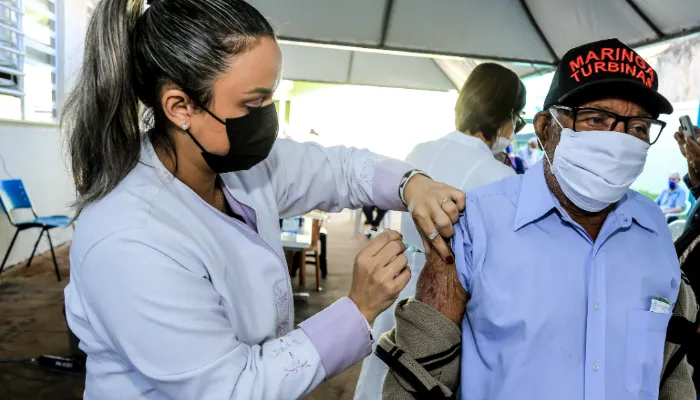 Veja o cronograma de vacinação contra covid-19 deste final de semana em Maringá