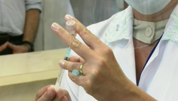 Estoque de vacinas contra Covid-19 chega ao fim em Maringá