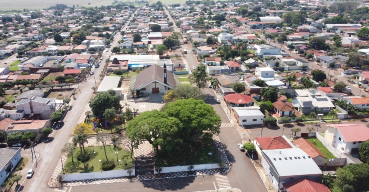 Prefeitura a 50 km de Campo Mourão abre concurso com salários de até R$ 4,3 mil