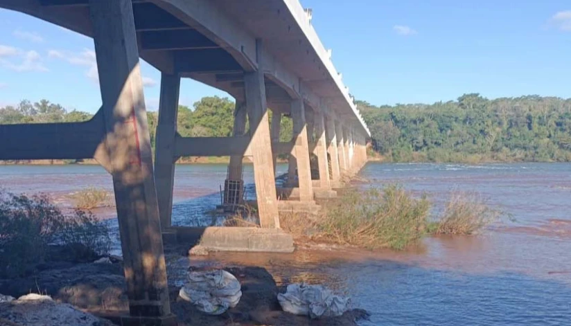 Ponte entre Floresta e Engenheiro Beltrão passa por reformas
